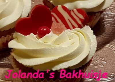 Sweet Valentine cupcakes