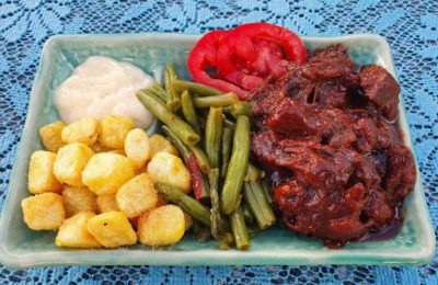 Sannie's pulled beef uit de slowcooker.