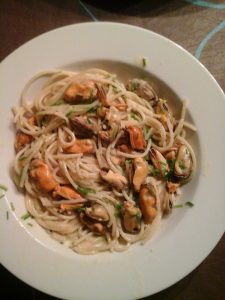 Spaghetti met mosselen-bieslooksaus