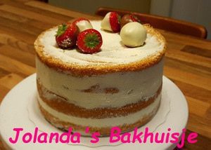 Naked cake