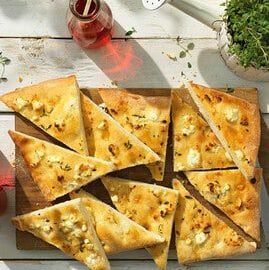 Focaccia met kruiden en Feta