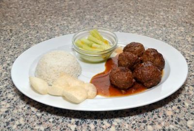 Indonesische gehaktballetjes in zoete ketjapsaus