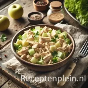 Kipsalade van Hans en Liesbeth Grunder op rustieke houten tafel