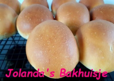 Zachte yoghurt broodjes