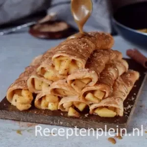 Flensjes met Warme Appel, Calvados en Kaneelijs