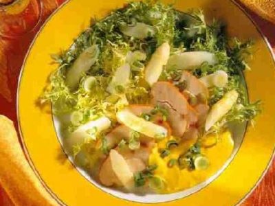 Aspergesalade met gerookte kipfilet