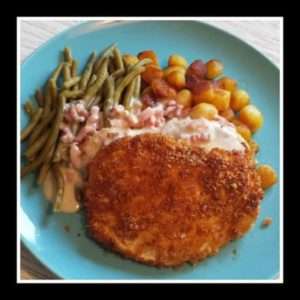 Kipschnitzel in een krokant jasje van Knabbel Bacon