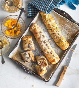 Bladerdeegstrüdel met drie soorten fruit
