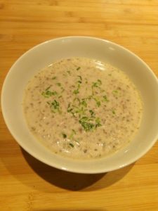Champignon-kipsoep uit Normandië