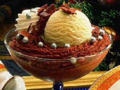 Chocolademousse met vanilleijs