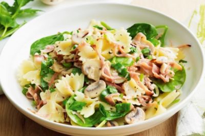 Farfalle met Champignons en Spinazie