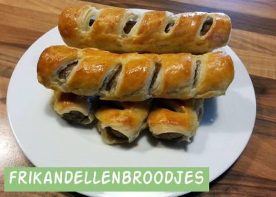 Frikandellenbroodjes