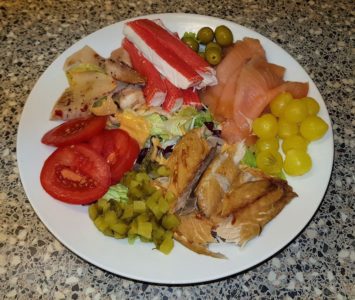 Gerookte vissalade met pesto dressing