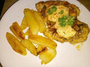 Kippendijfilet met paprika, tijm en Crème fraîche