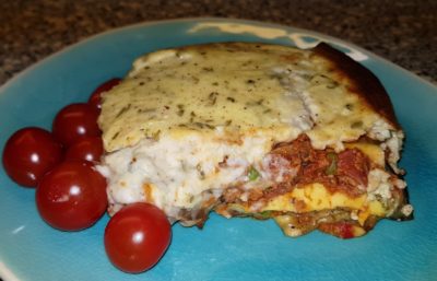 Lasagne van overgebleven verse spaghettisaus