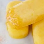 Mango ijslolly’s met een pittige dip