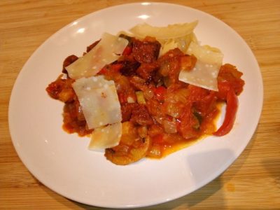 Tagliatelle in een saus met chorizo