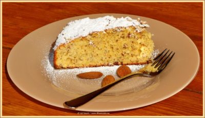 Torta di mandorle
