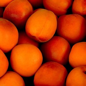 Abrikozen met munt, kaneel en sinaasappel