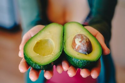 Avocado a la zwarte poedel