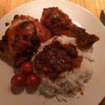 Kip met rode curry en rijst