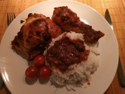 Kip met rode curry en rijst