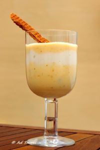 Nagerecht van mascarpone en stroopwafel