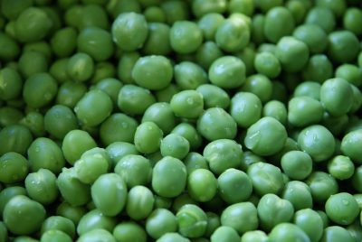 Tuinerwtensoep met basilicum