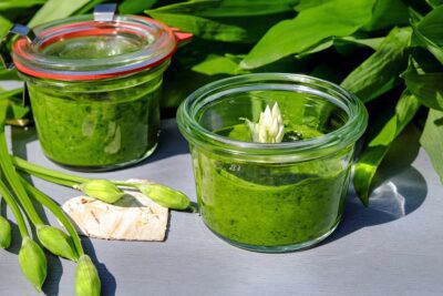 Pestokrieltjes met roerbakratatouille