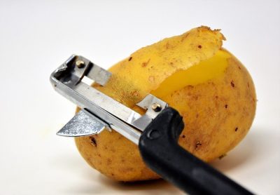 Aardappel hamschotel met witlofsalade