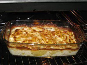Aardappelgratin met ansjovis