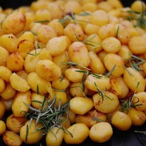 Aardappelen in knoflookmayonaise