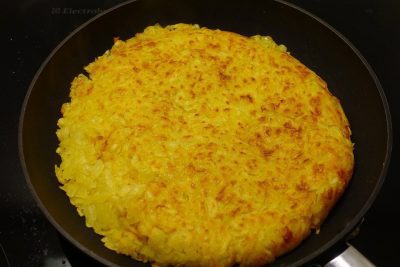 https://cdn.pixabay.com/photo/2017/10/27/21/05/rosti-2895523_960_720.jpg
