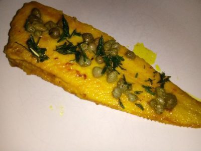 Slibtong met kappertjes