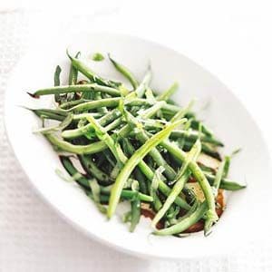Sperziebonen met basilicum