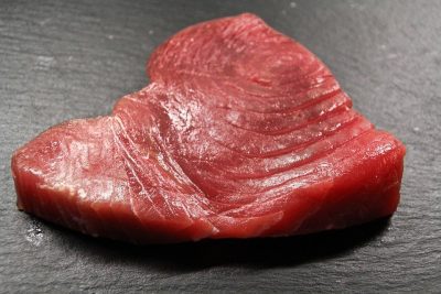 Tonijntosti met ansjovis
