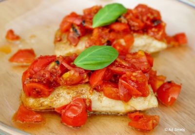 Bruschetta van witte vis